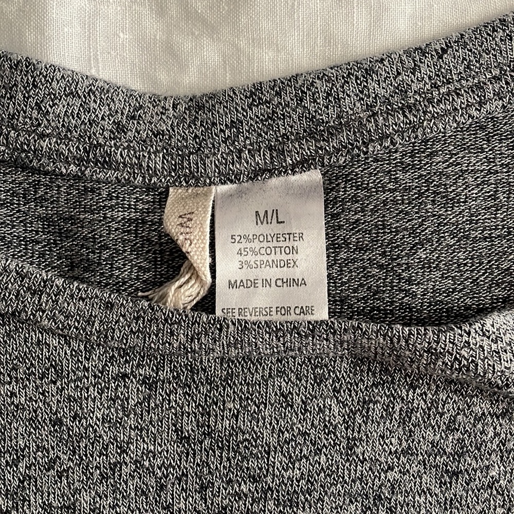Wishlist Basic Tee - Picture 3 of 4